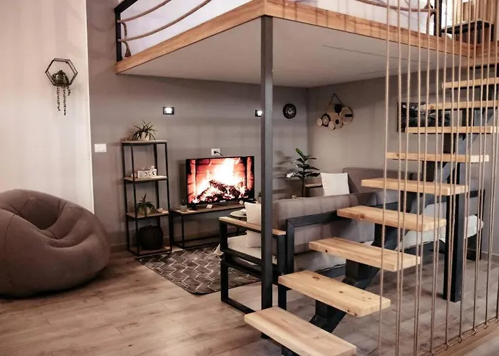 Wooden Art Appartement