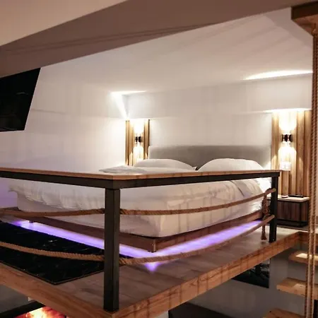 Wooden Art * Σκόδρα